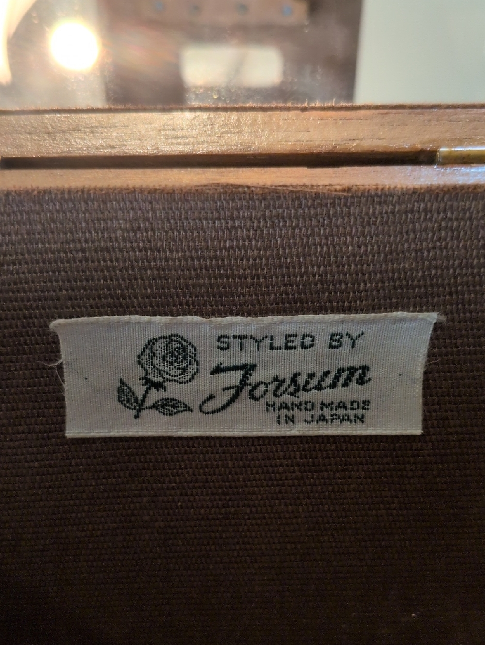 Darling Forsum Vintage Wooden Box Hangbag with Handle - Picture 9 of 11